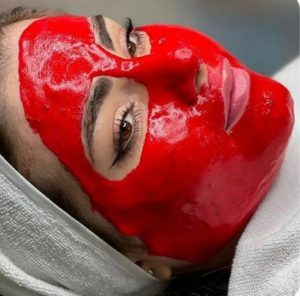 ماسک هیدروژلی توت فرنگی هایلایف